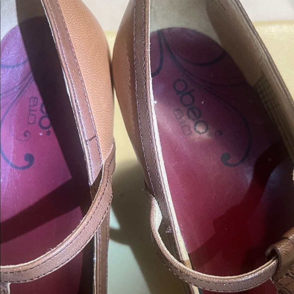 Abel Vella Braided T-Strap Block Heels Like New Condition size 7M - Picture 8 of 11